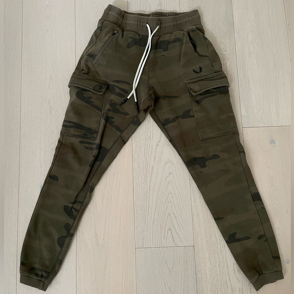 ASRV Camo Tech Joggers (Medium)